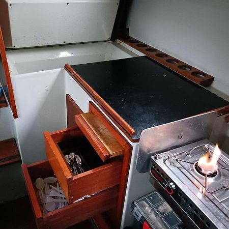 Yacht - Without Shower Hotel Берген Екстериор снимка